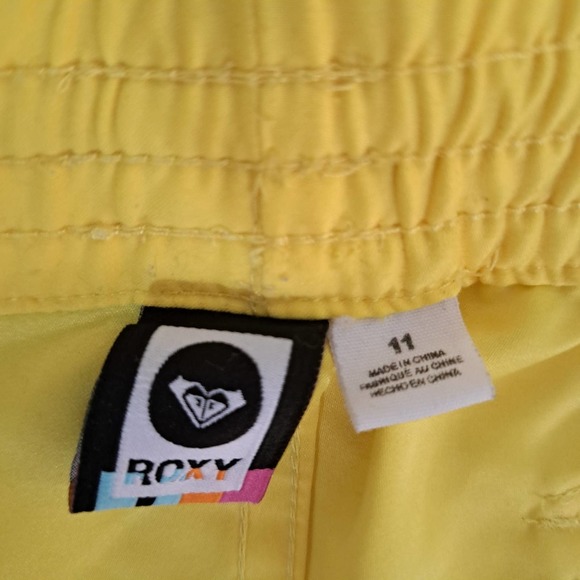 Roxy Shorts Rainbow back pocket - Picture 3 of 9